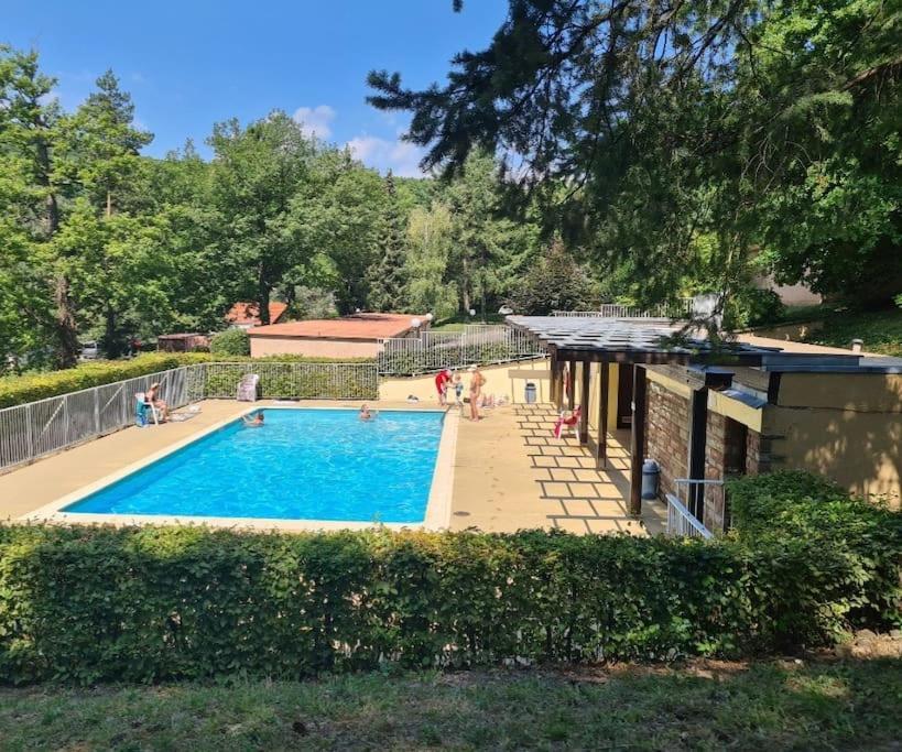 Appartement Au Calme Dans Residence Avec Piscine Boersch Εξωτερικό φωτογραφία